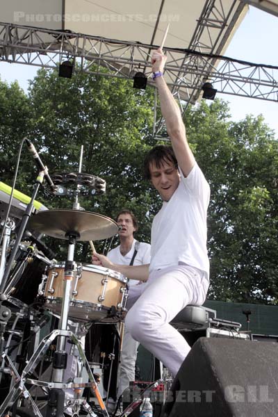 CARIBOU - 2011-05-28 - PARIS - Parc de la Villette - Daniel Victor Snaith